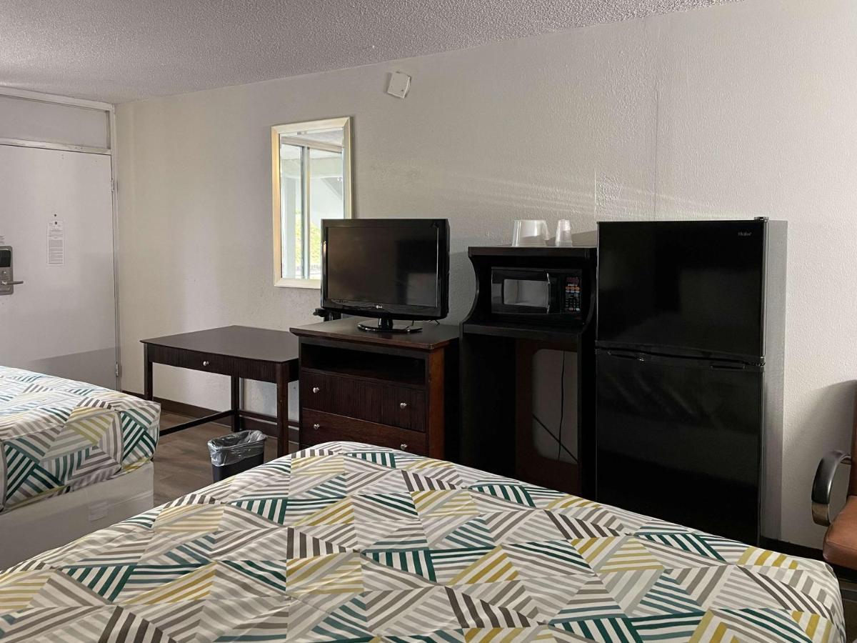 Motel 6 Wytheville Va Extérieur photo